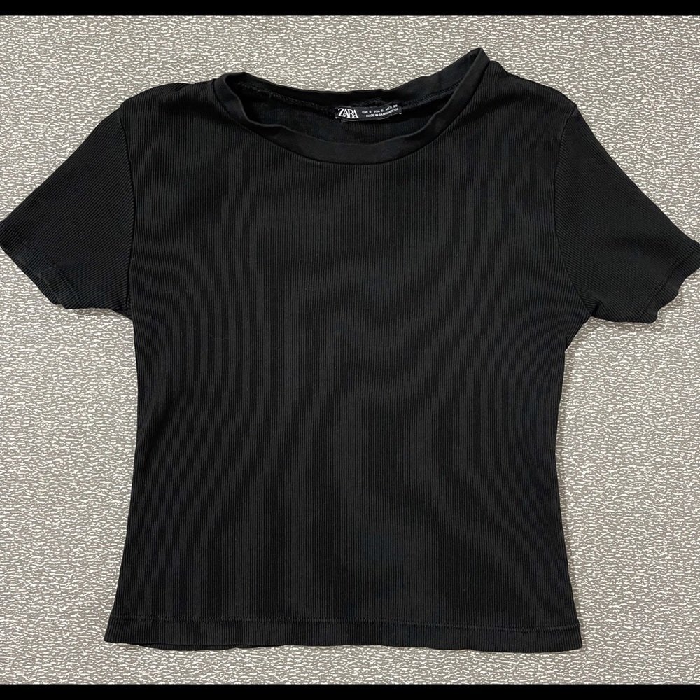 đź–¤Zara Basic ribbed topđź–¤ - Picture 2 of 4